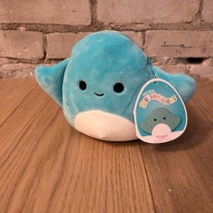 MAGGIE Squishmallows